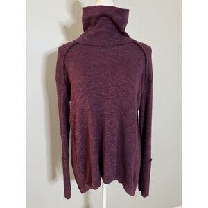 We The Free Split Back Turtleneck Top Purple‎ Long Sleeve Size Small